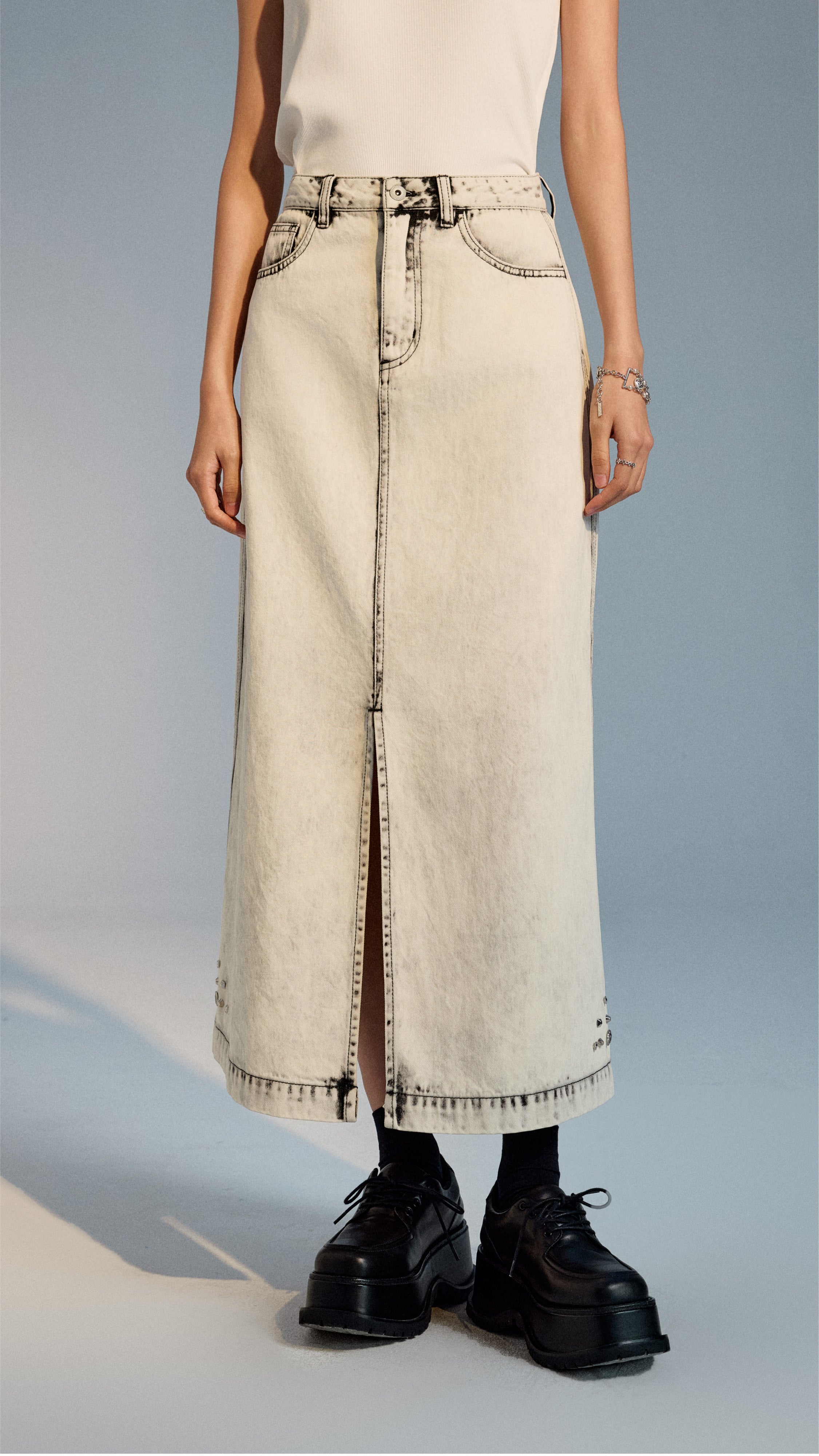 Bleach-washed Pencil Skirt